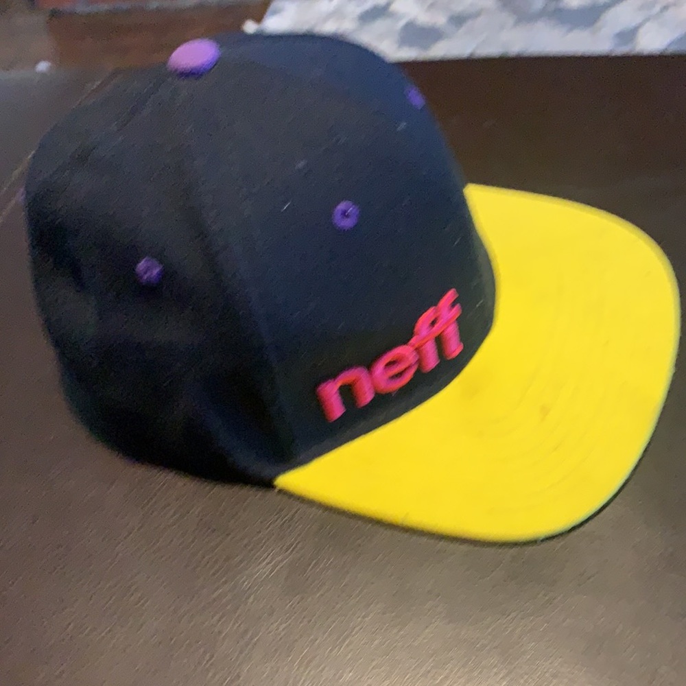 Neff fitted baseball hat. Youth size
